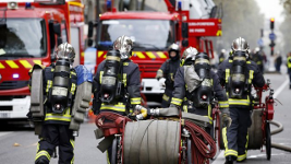 Sapeurs pompiers intervenant à Paris